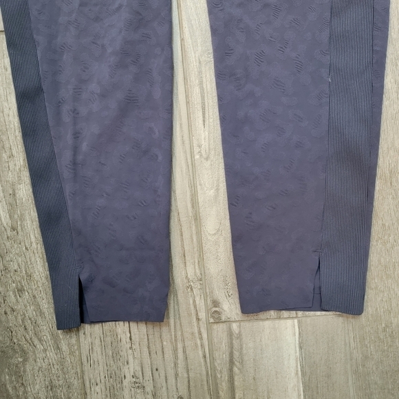 Athleta Brooklyn Textured Ankle Pant 0 - Picture 3 of 11